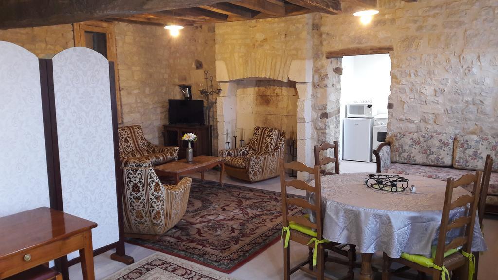 Charmante Maison Pierres 1768 Polisy Екстериор снимка