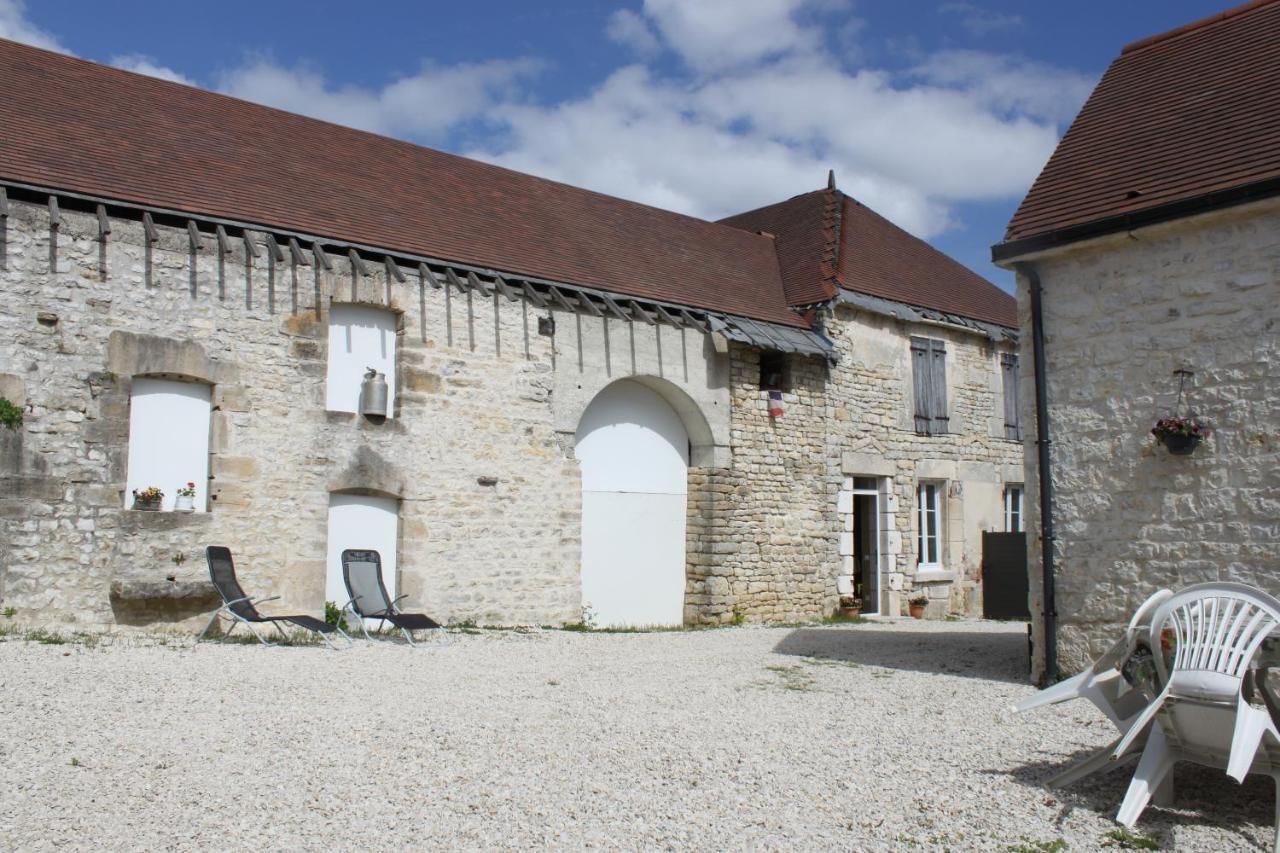 Charmante Maison Pierres 1768 Polisy Екстериор снимка
